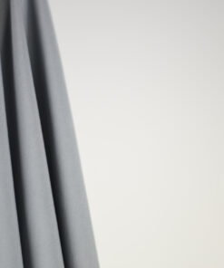 Medina Silk Hijab Silver – luxuriöser Hijab in stilvollem Silber